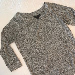 Loose grey pull over top
